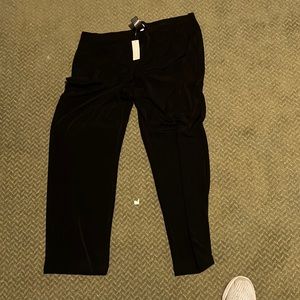 Chicos black travelers knit pants in4R